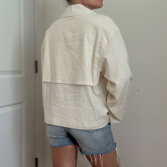 Women's Cream Double-Breasted Lightweight Jacket - Picture 7 of 12